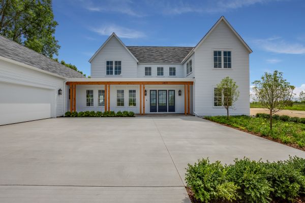 Cost of Concrete Driveway Service in Lehi