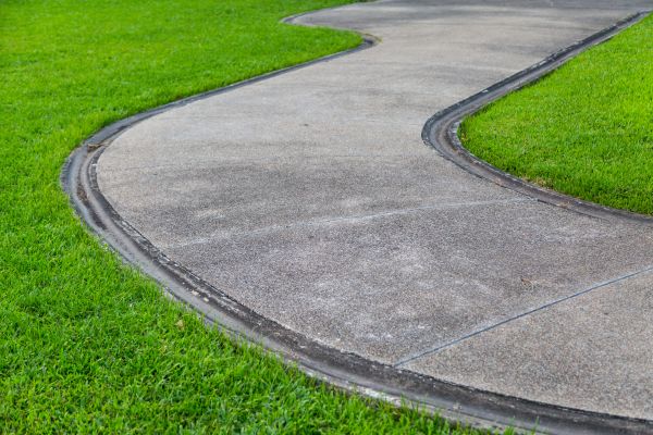 Cost of Concrete Sidewalk Construction in Lehi